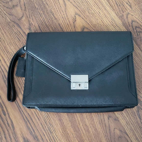 Burberry Leather Clutch with wrist strap - Picture 1 of 5